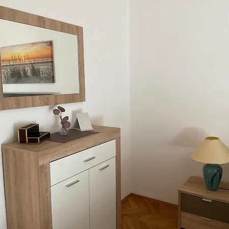 Feodora Apartmán Biograd Na Moru