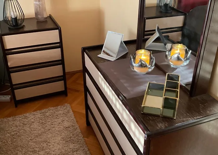 Feodora Biograd Na Moru