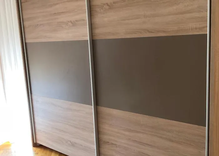 アパート Feodora ビオグラード・ナ・モル